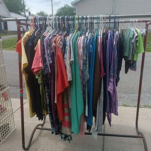 Yard sale photo in Marion, IL