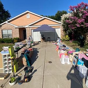 Yard sale photo in Denton, TX