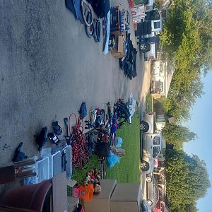 Yard sale photo in Irving, TX