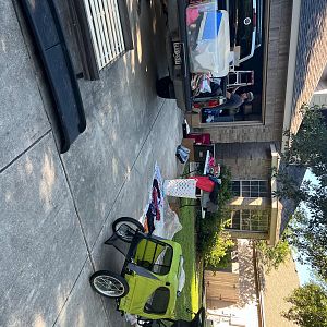 Yard sale photo in Cibolo, TX