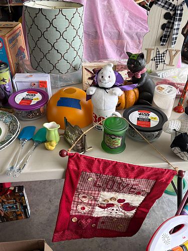 Fourth Annual Multi-Family yard sale photo