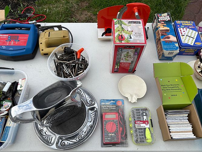 Yard sale:Video Games, Comics, Sports Cards, Tools, Cameras photo