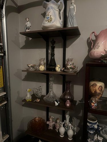 Antique & Collectibles Sale photo