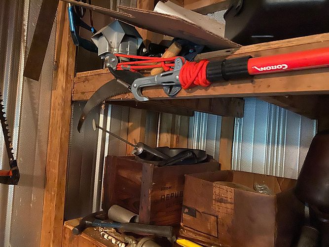 TOOL SHED CLEAN OUT, HOME DECOR AND MUCH MORE!! photo