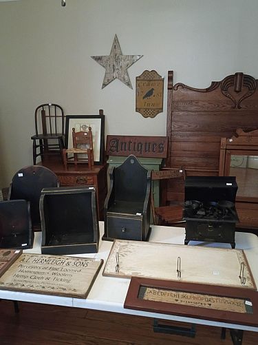 Inside Tag/Yard Sale photo