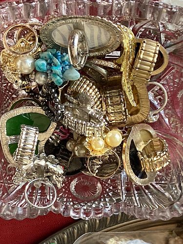 Yard Sale — Second Weekend Discounts photo