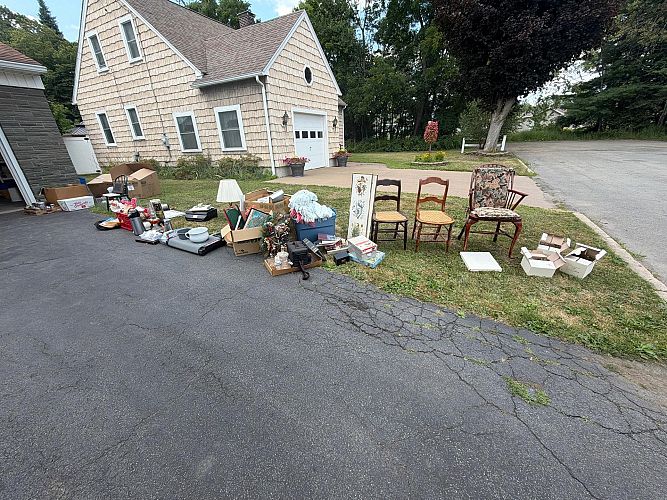 Garage sale photo